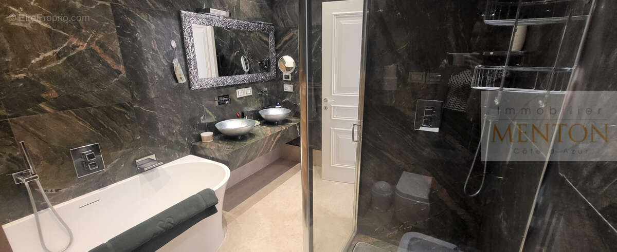 Appartement à MENTON
