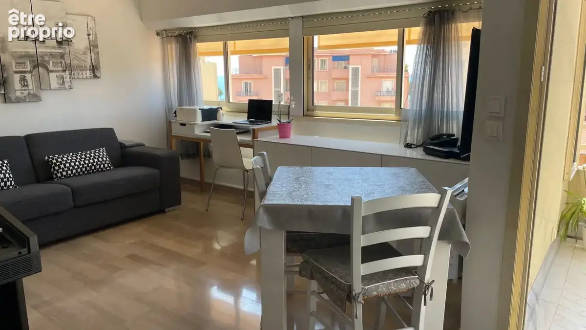 Appartement à ROQUEBRUNE-CAP-MARTIN