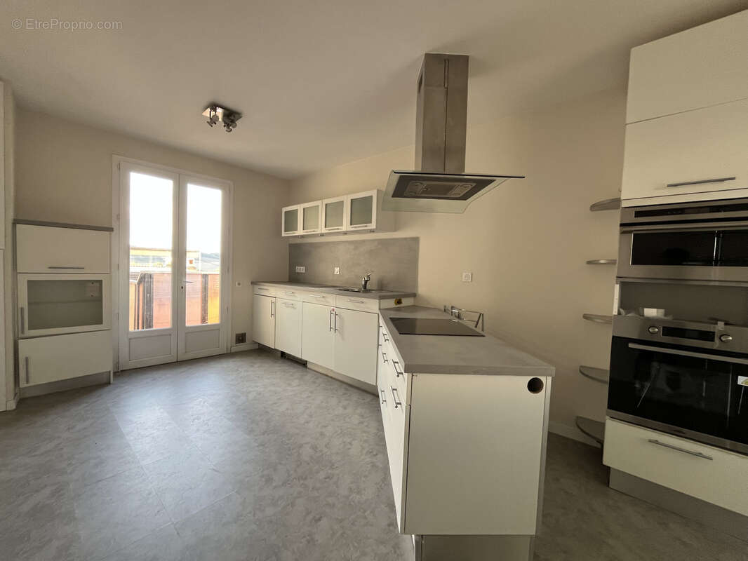 Maison à PONT-DU-CHATEAU