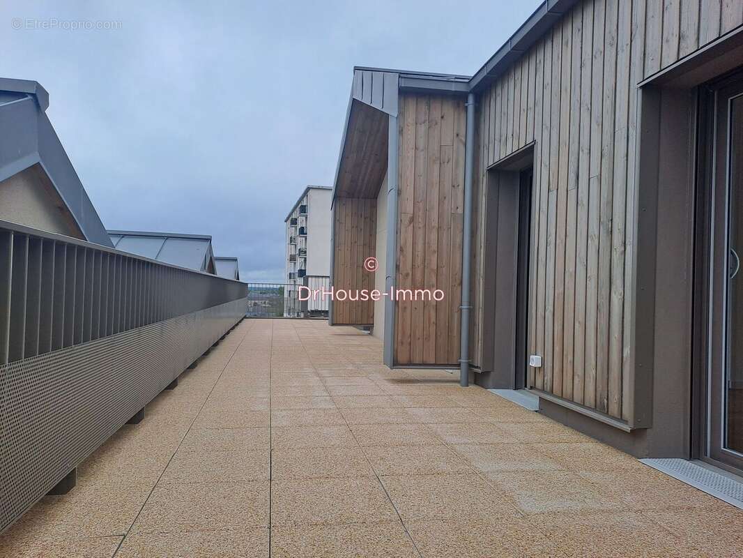 Appartement 144 m² à La Riche  - photo 23