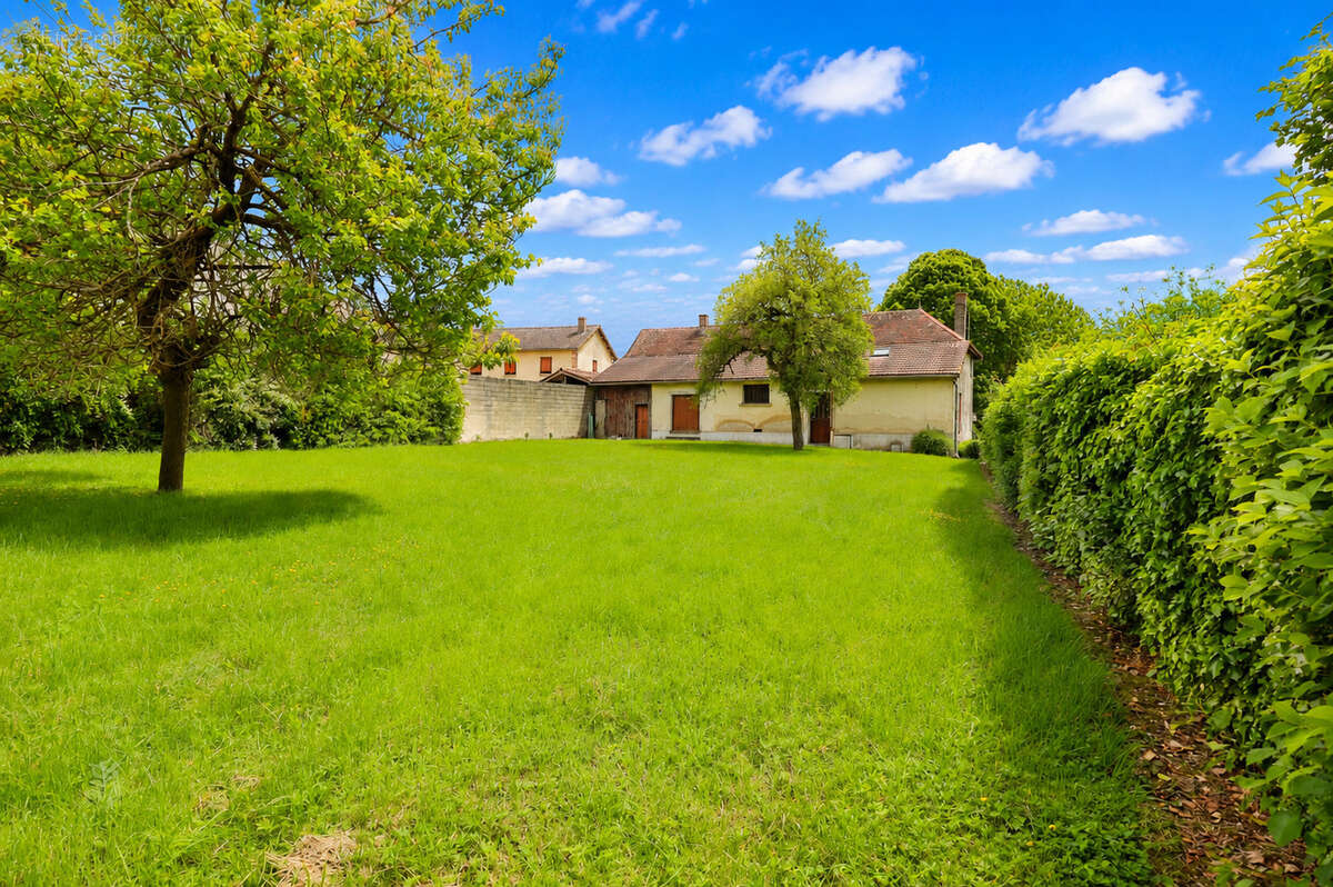 Maison à LESMONT