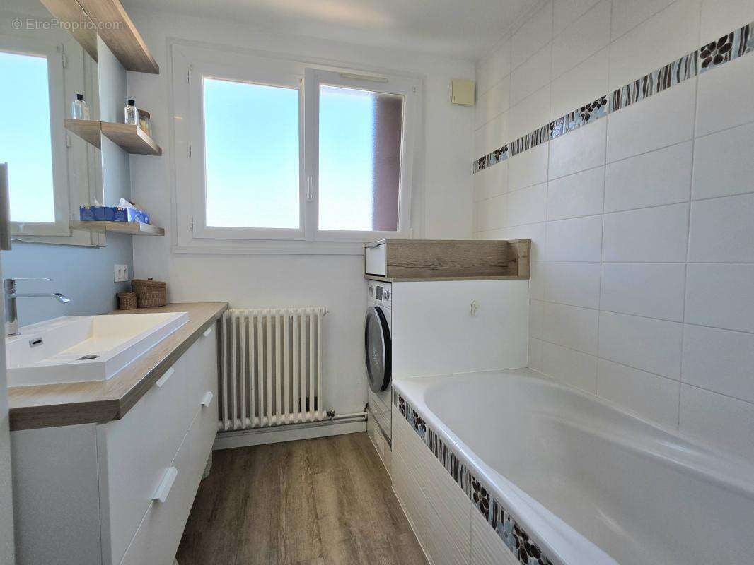 Appartement à CHAPONOST