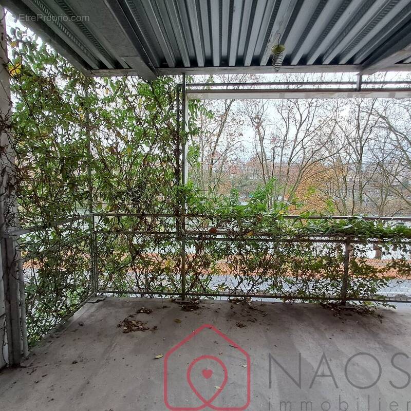 Appartement à VILLENEUVE-LA-GARENNE