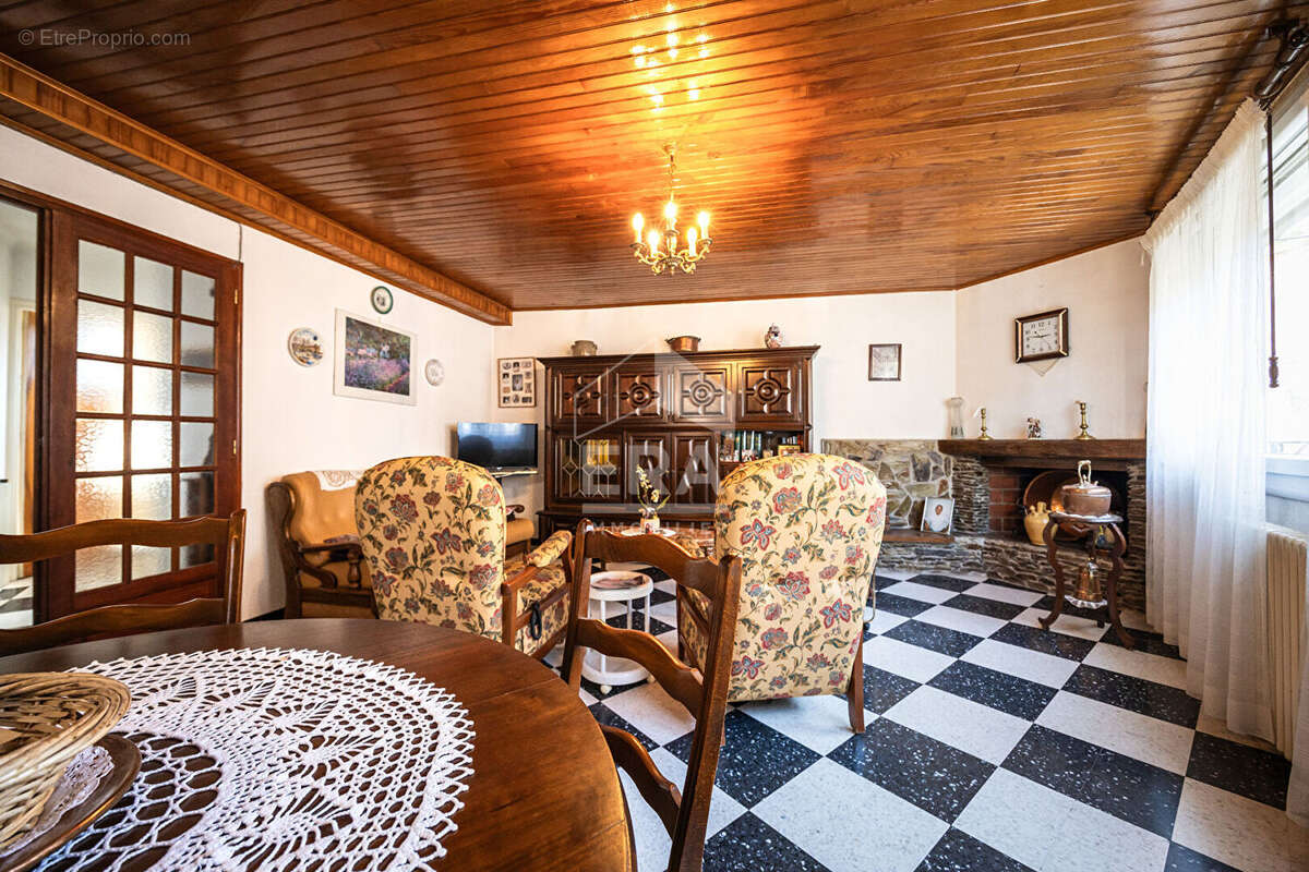 Maison à MILLAS