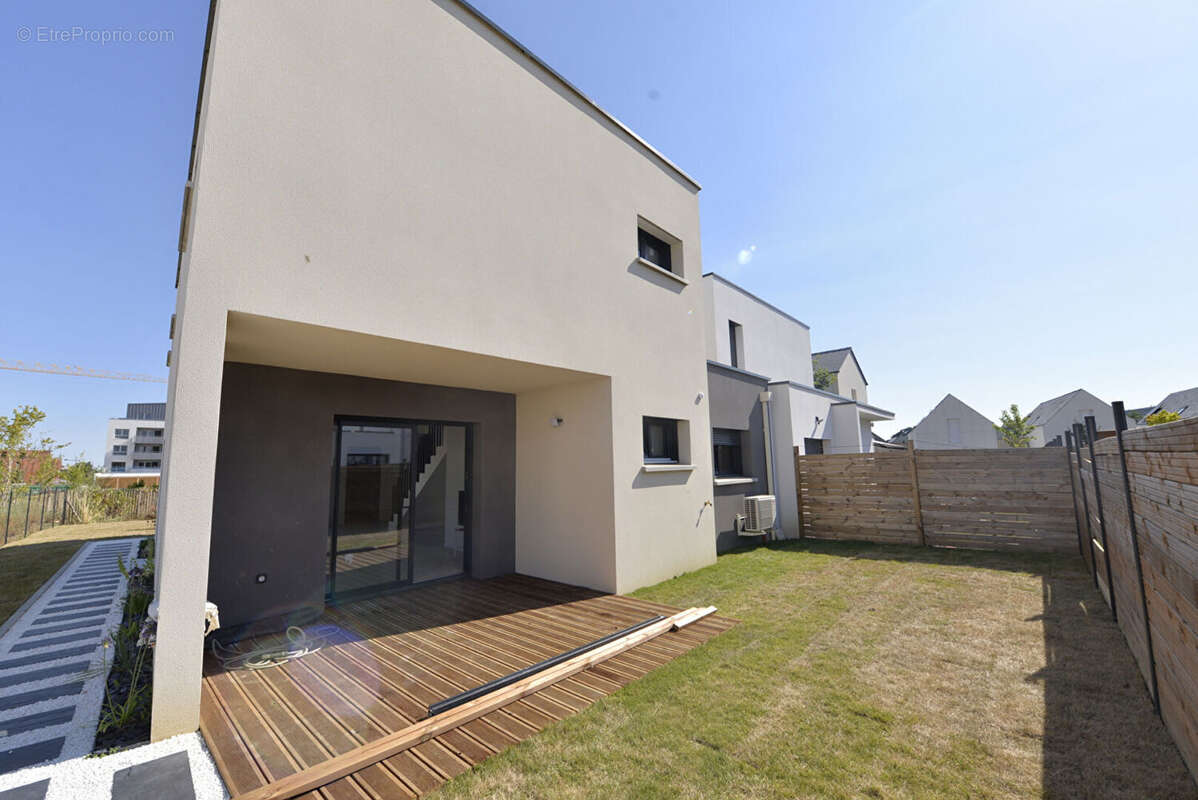 Maison contemporaine - 4ch - jardin - terrasse - garage - photo 12