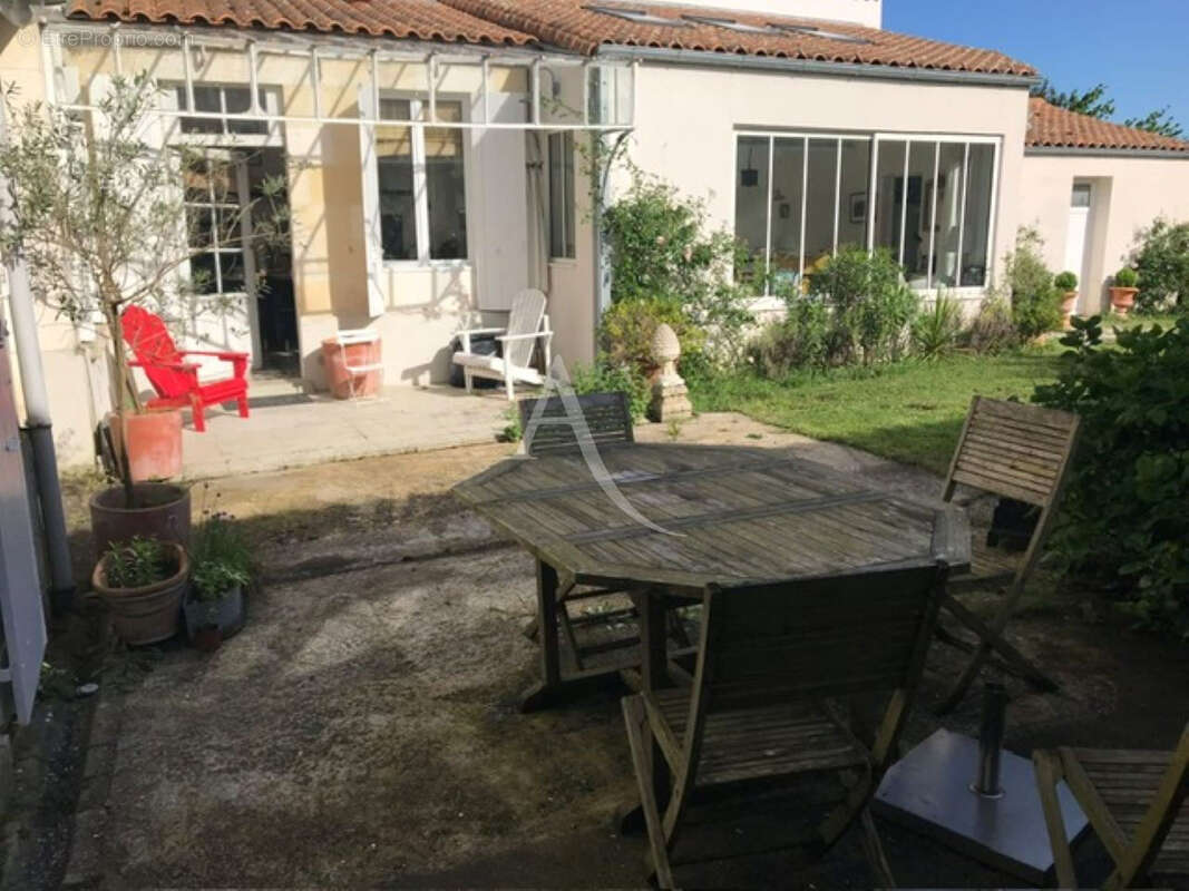 Maison à ROCHEFORT