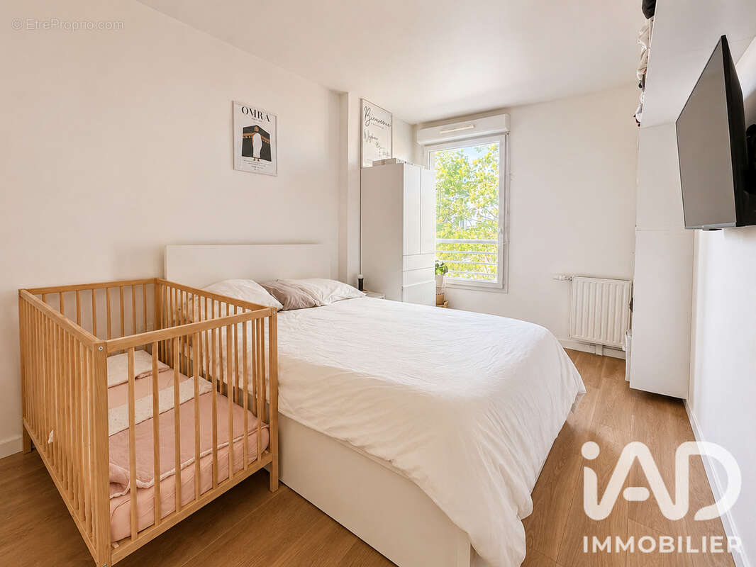 Photo 8 - Appartement à SAINTE-GENEVIEVE-DES-BOIS