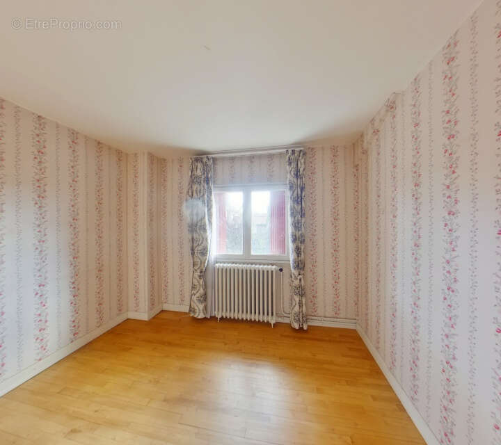 Maison à L&#039;ISLE-JOURDAIN