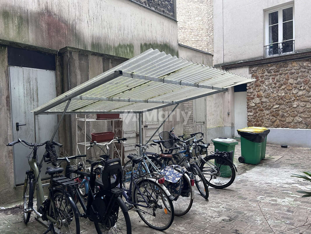 Appartement à PARIS-20E