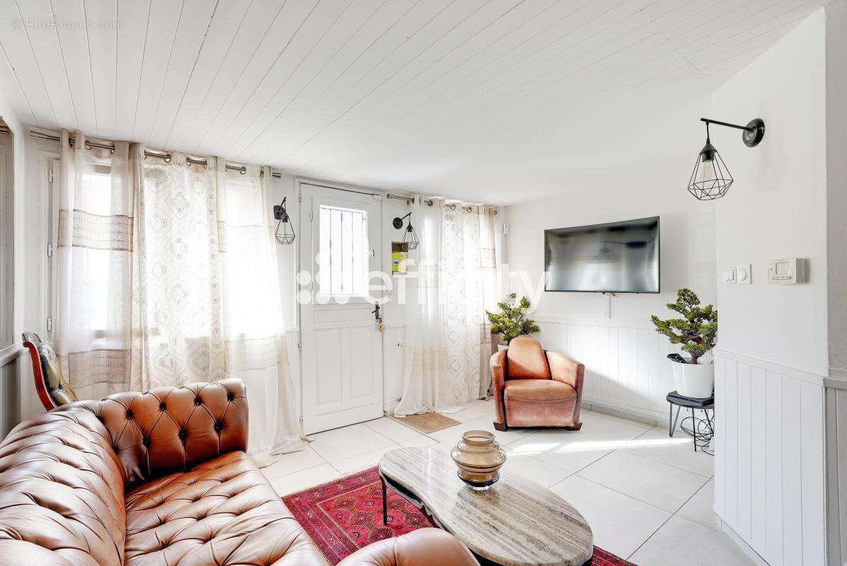 Appartement à VILLENEUVE-LE-ROI