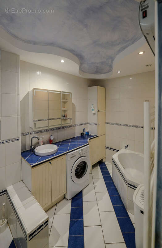 Appartement à LE CRES