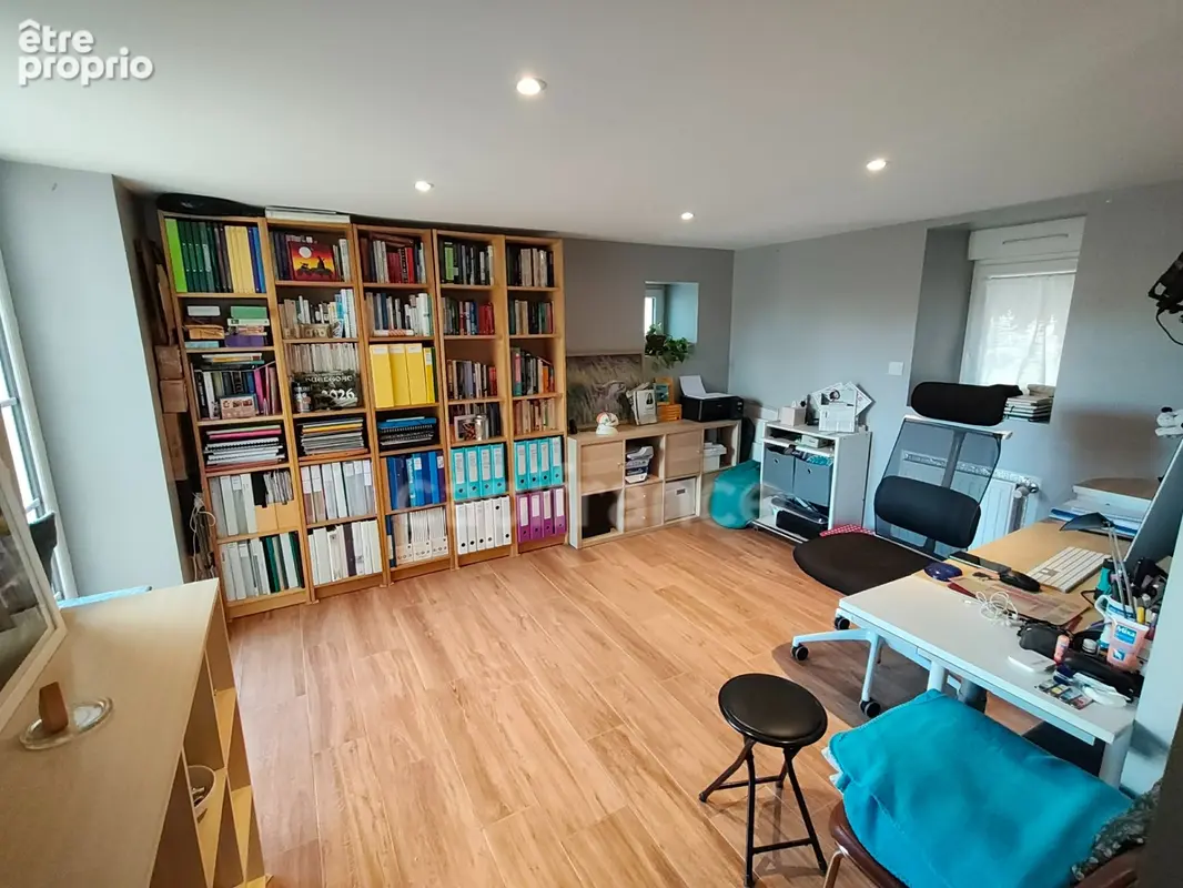 Maison en pierre avec plus d’un hectare de terrain – Berrien - photo 10