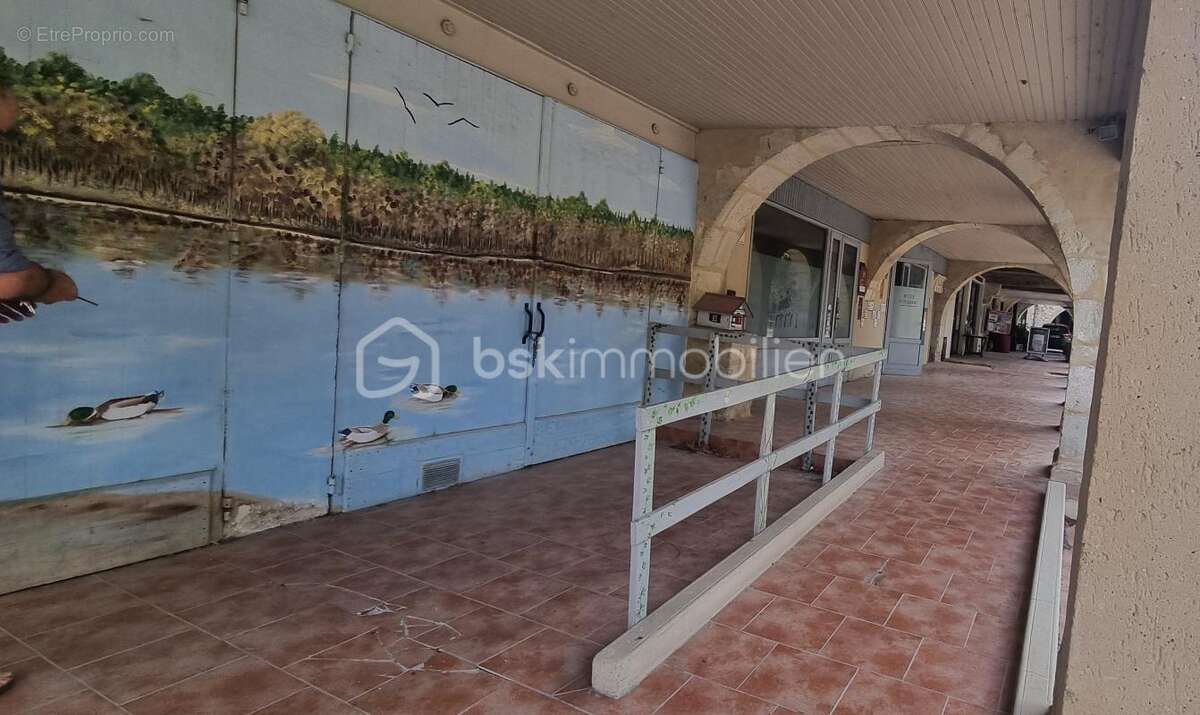 Immeuble de près de 600 m2 - photo 10