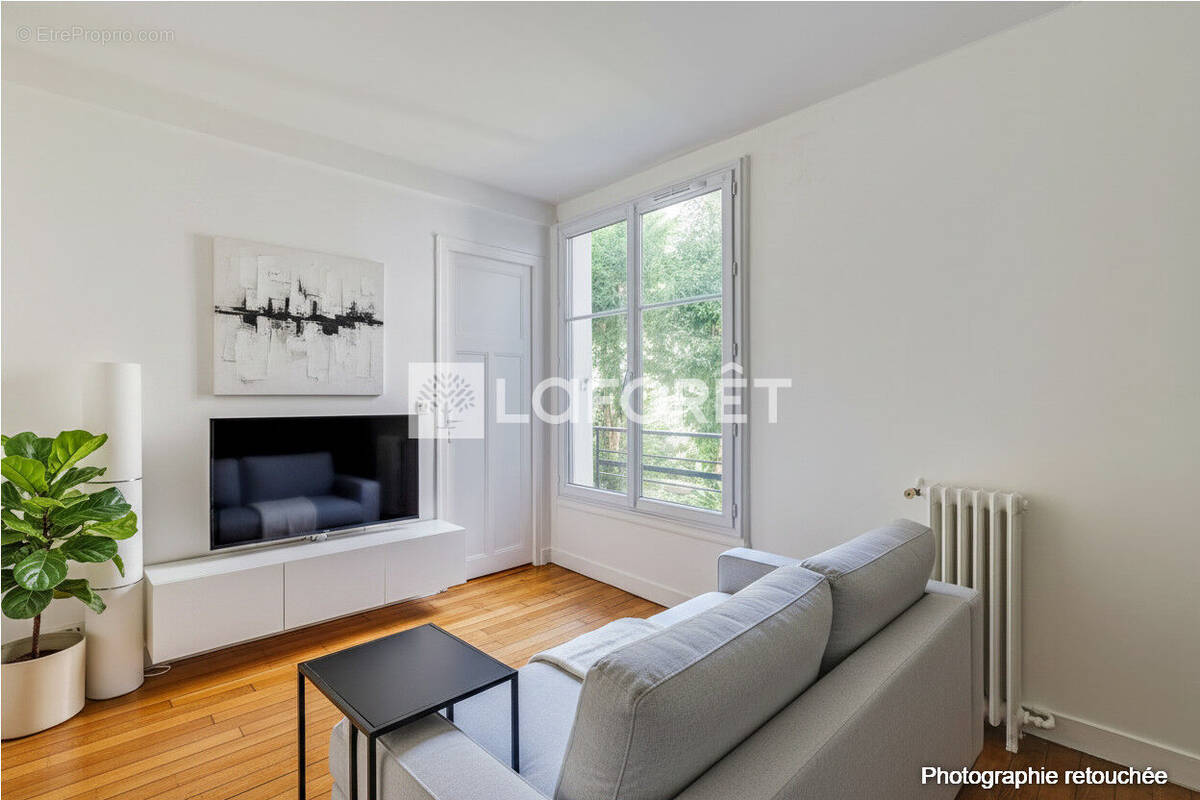 Appartement à PARIS-15E