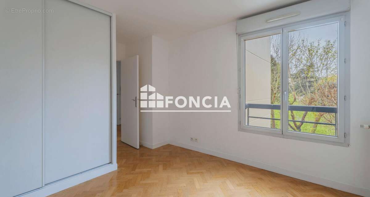 Appartement à VERSAILLES