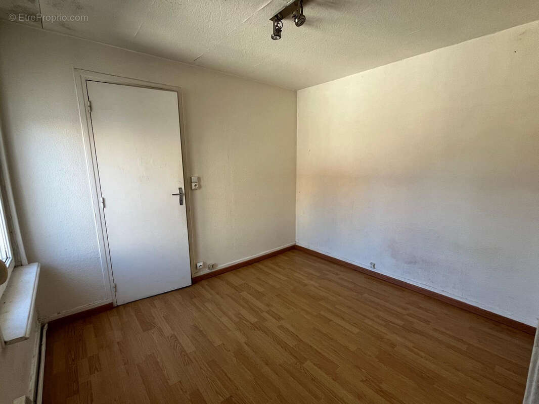 Idéal investisseur : T1 bis à rénover secteur Pépinière - photo 3