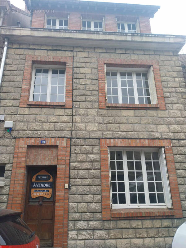 Maison à NEUFCHATEL-EN-BRAY