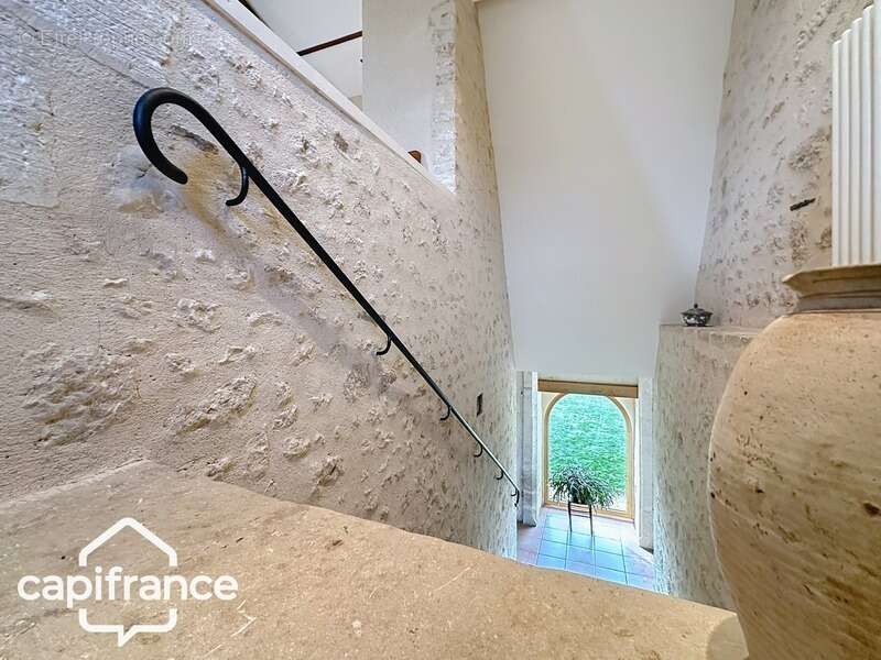 Propriété 12 pièces proche de THOUARS (79) un lieu d’exception - photo 12