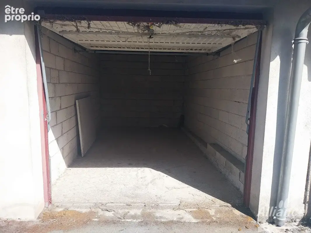 Garage - 15m2 - Cour intérieure. - photo 8