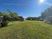 Terrain à BUSSIERES