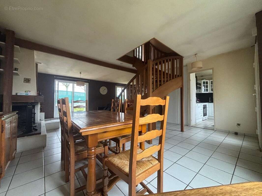 Maison à SAINT-GERMAIN-LES-CORBEIL