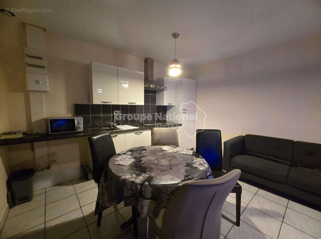 Appartement à JONQUIERES-SAINT-VINCENT