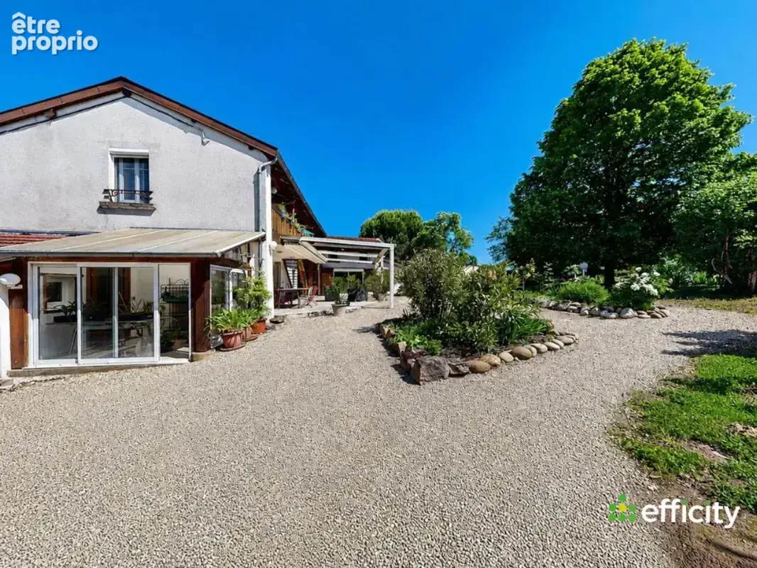 Maison 210 m² à Saint-Didier-Sur-Chalaronne  - photo 17
