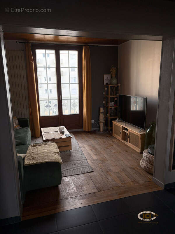 Appartement à VILLE-LA-GRAND