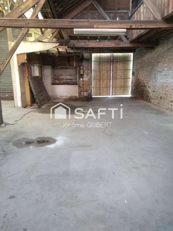 Photo 2 - Commerce à BRESSUIRE