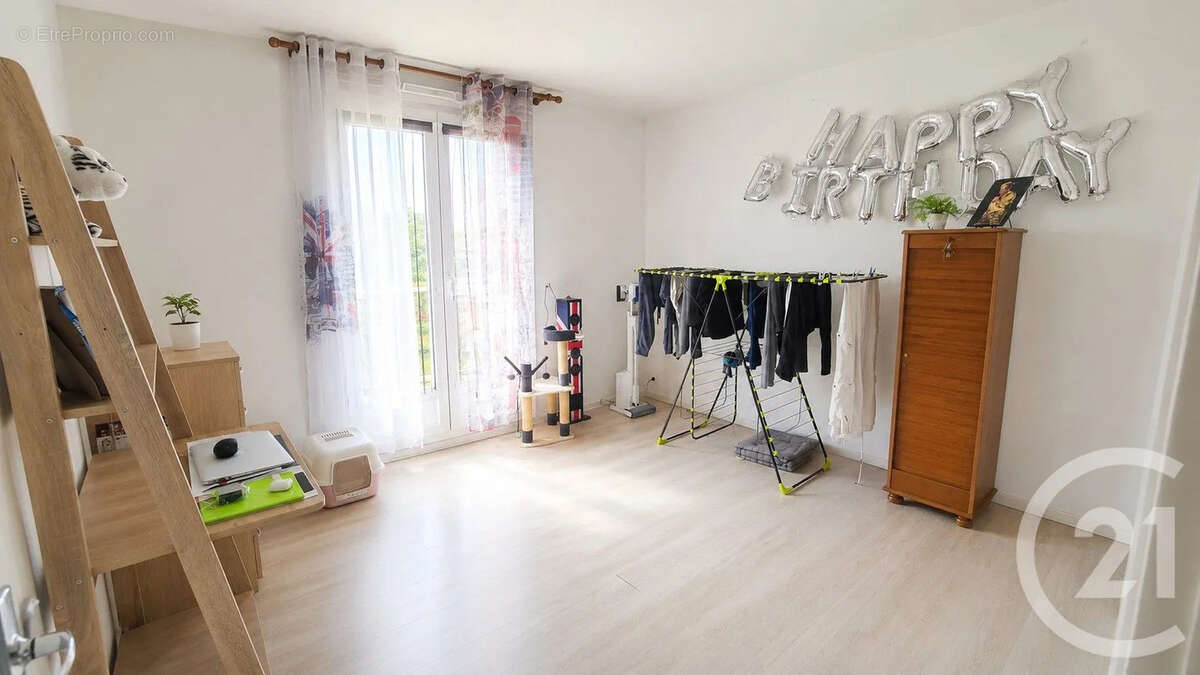 Appartement à MOULINS
