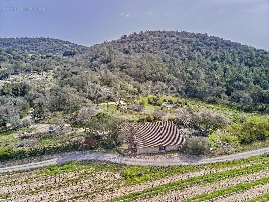 Maison à PLAN-DE-LA-TOUR