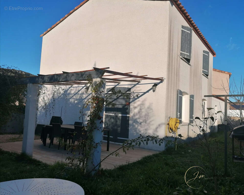 Maison à SAINT-BAUZILLE-DE-PUTOIS
