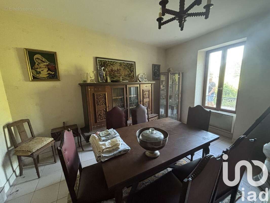 Photo 3 - Maison à REUILLY