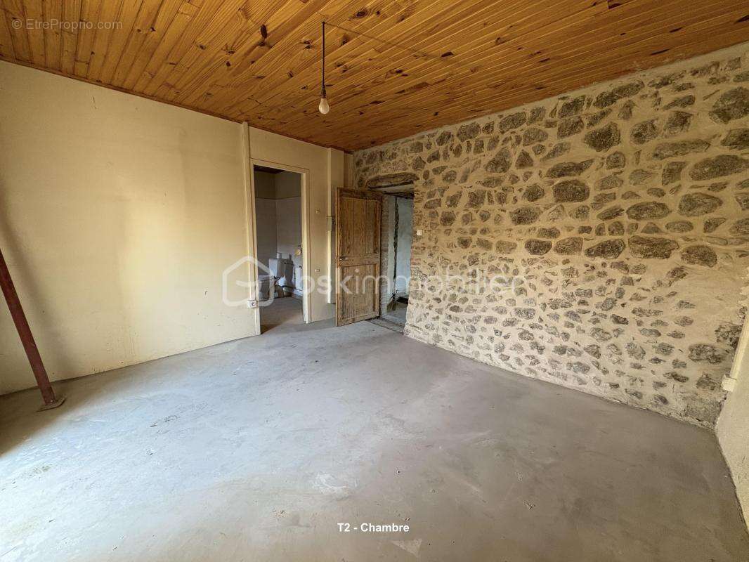 Maison T4 + Appartement T2 à rénover - photo 14