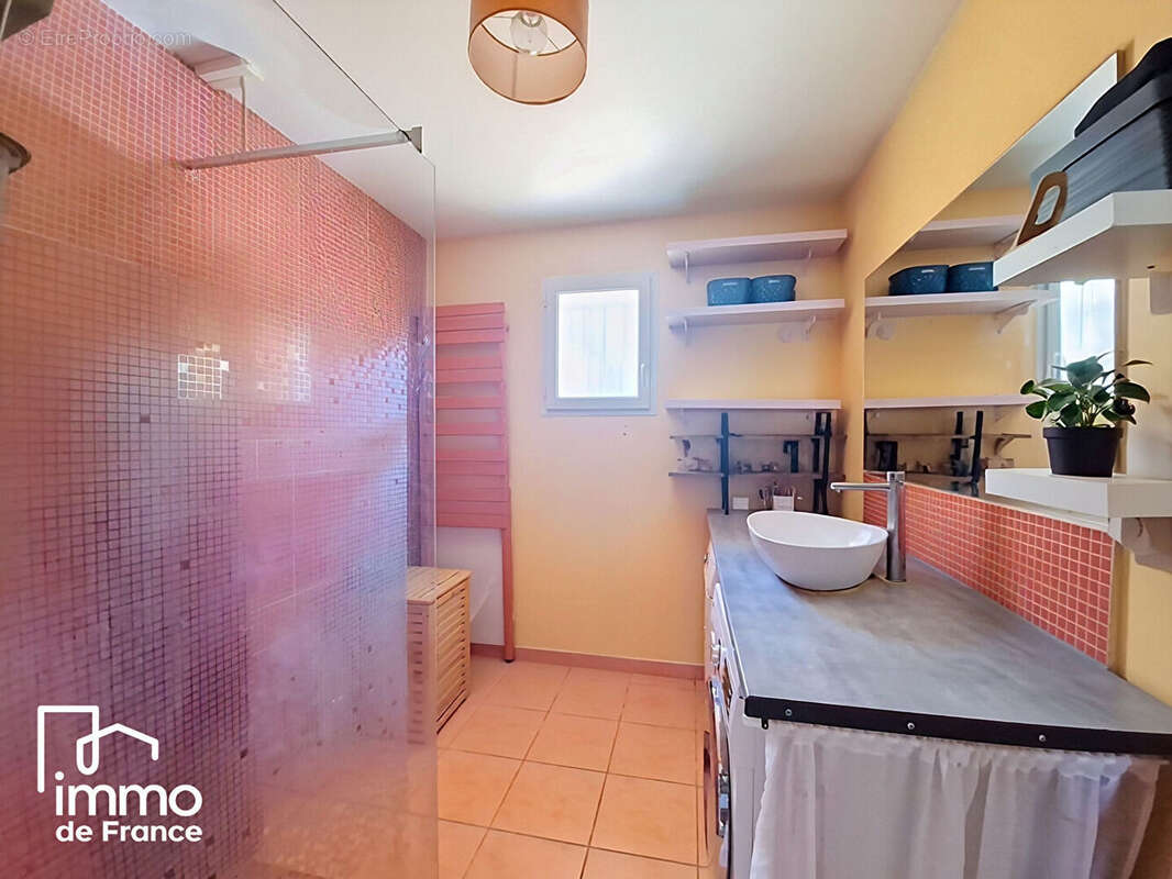 Maison 6 pièces 120 m2 à Saint-Martin-Le-Châtel - photo 7