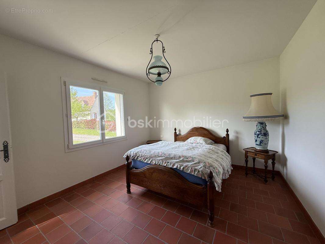 Maison familiale de 135 m² – Plein pied – Sous-sol complet – Terrain de 3 000 m² – DPE C - photo 10
