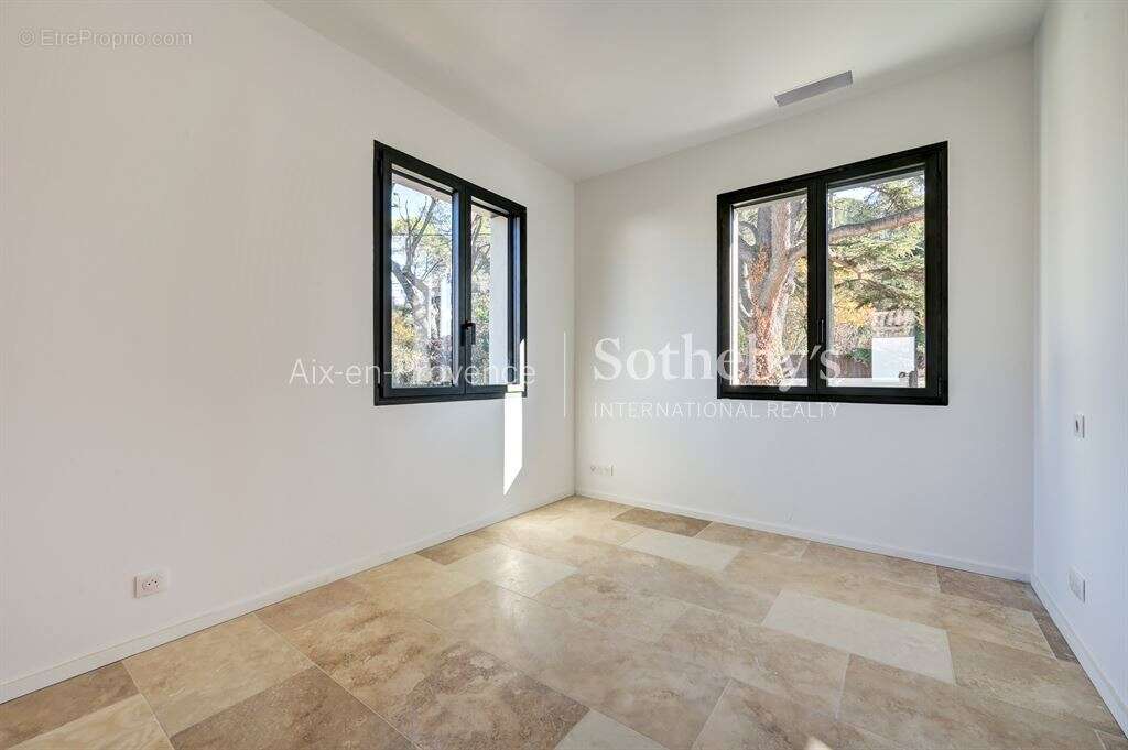 Maison à AIX-EN-PROVENCE