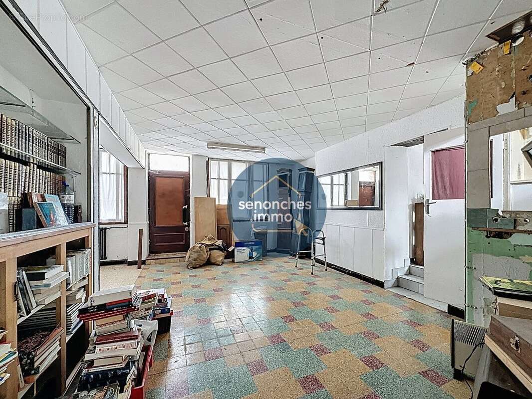 Maison à SAINT-VICTOR-DE-BUTHON