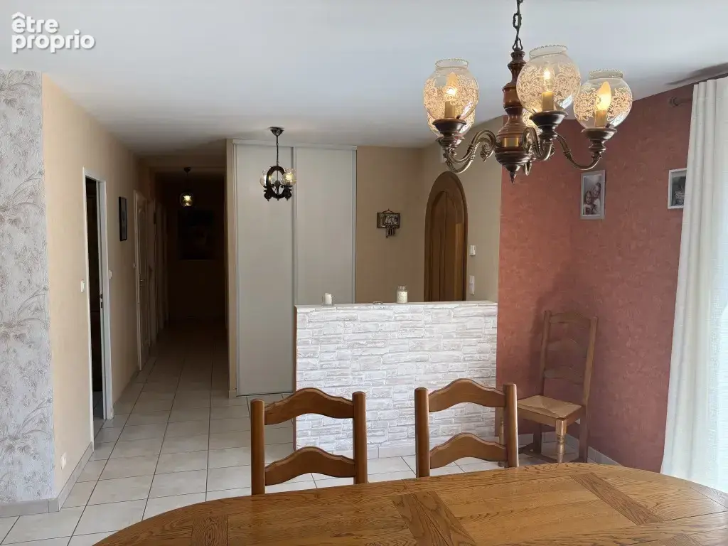 10 mn Objat, 25 mn Brive centRe et 20 mn  A20 - photo 16