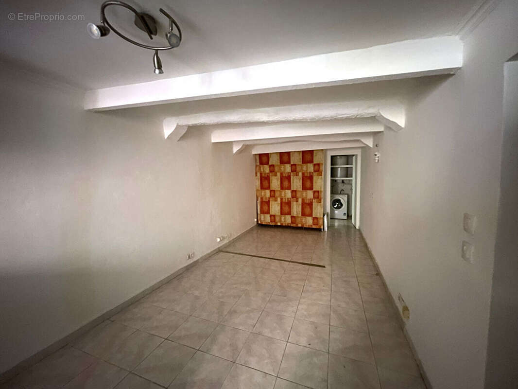 Appartement à VALLAURIS