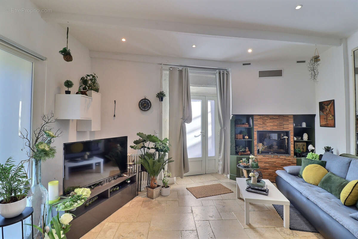 Maison à LANSARGUES