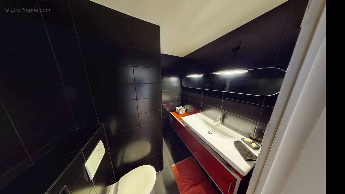 Appartement à VILLENEUVE-LOUBET