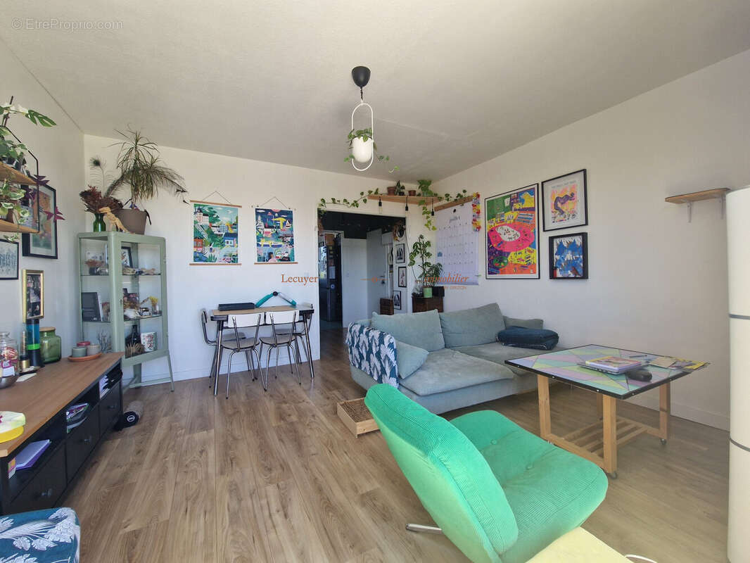 séjour - Appartement à REZE
