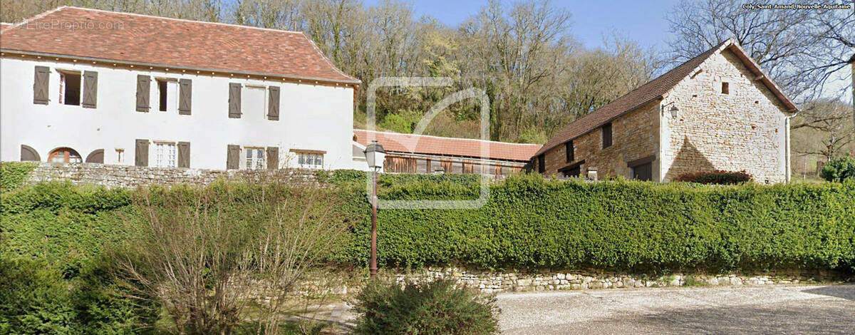 Maison à MONTIGNAC