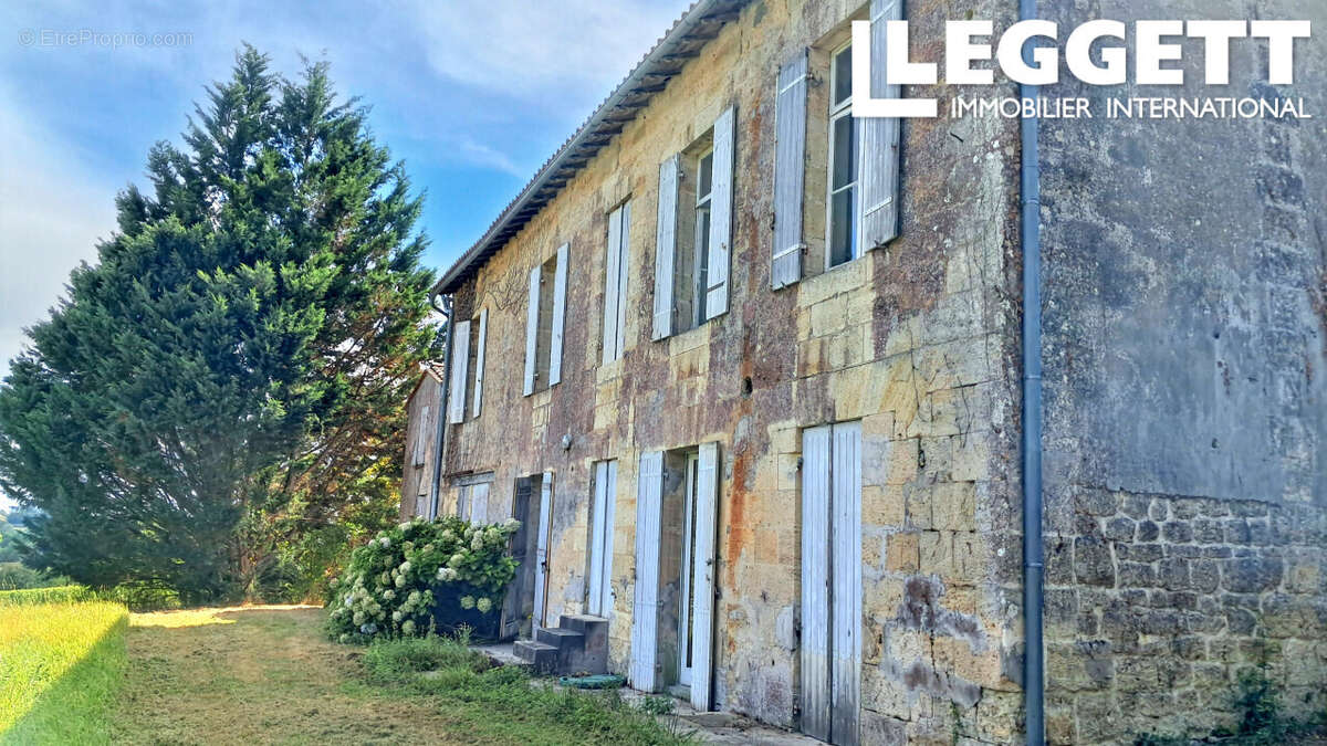 Maison à BOURG