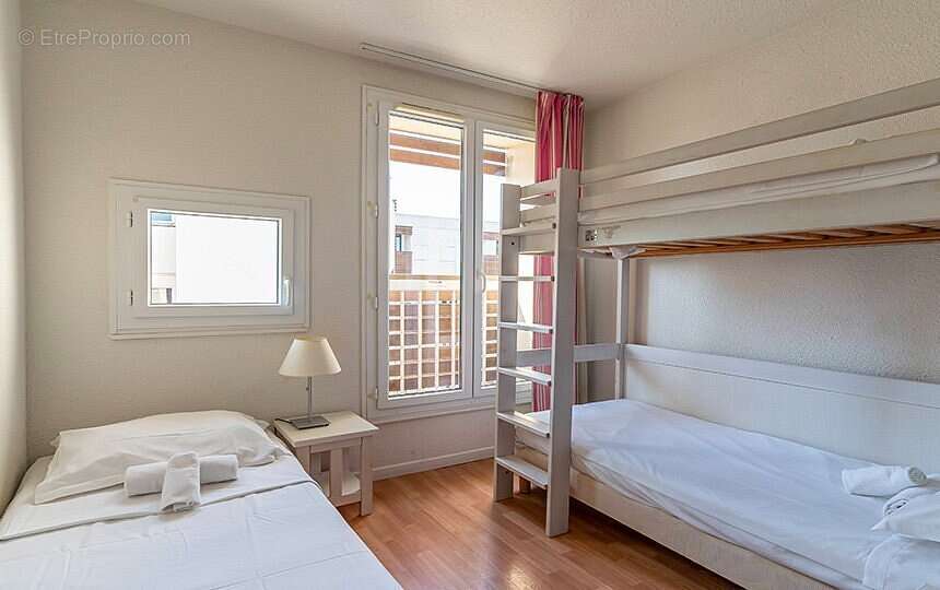 Appartement à LA LONDE-LES-MAURES