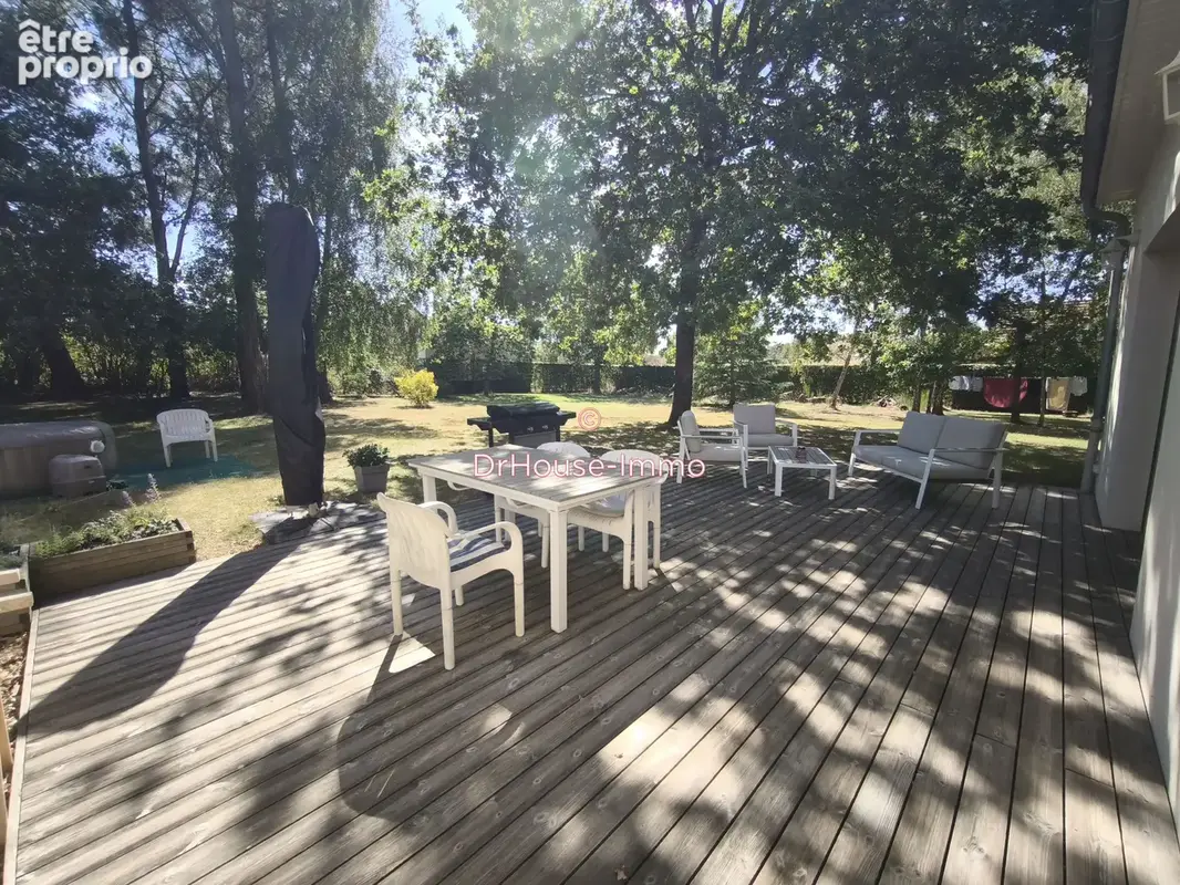 Maison 6 pièces 118 m² à vendre à Ecommoy (72220) - photo 5