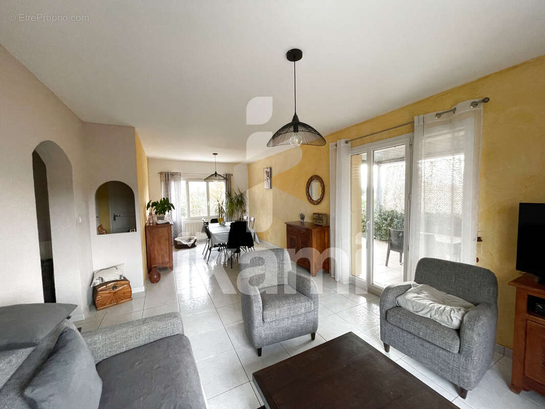 Maison à BEAUMONT-LES-VALENCE