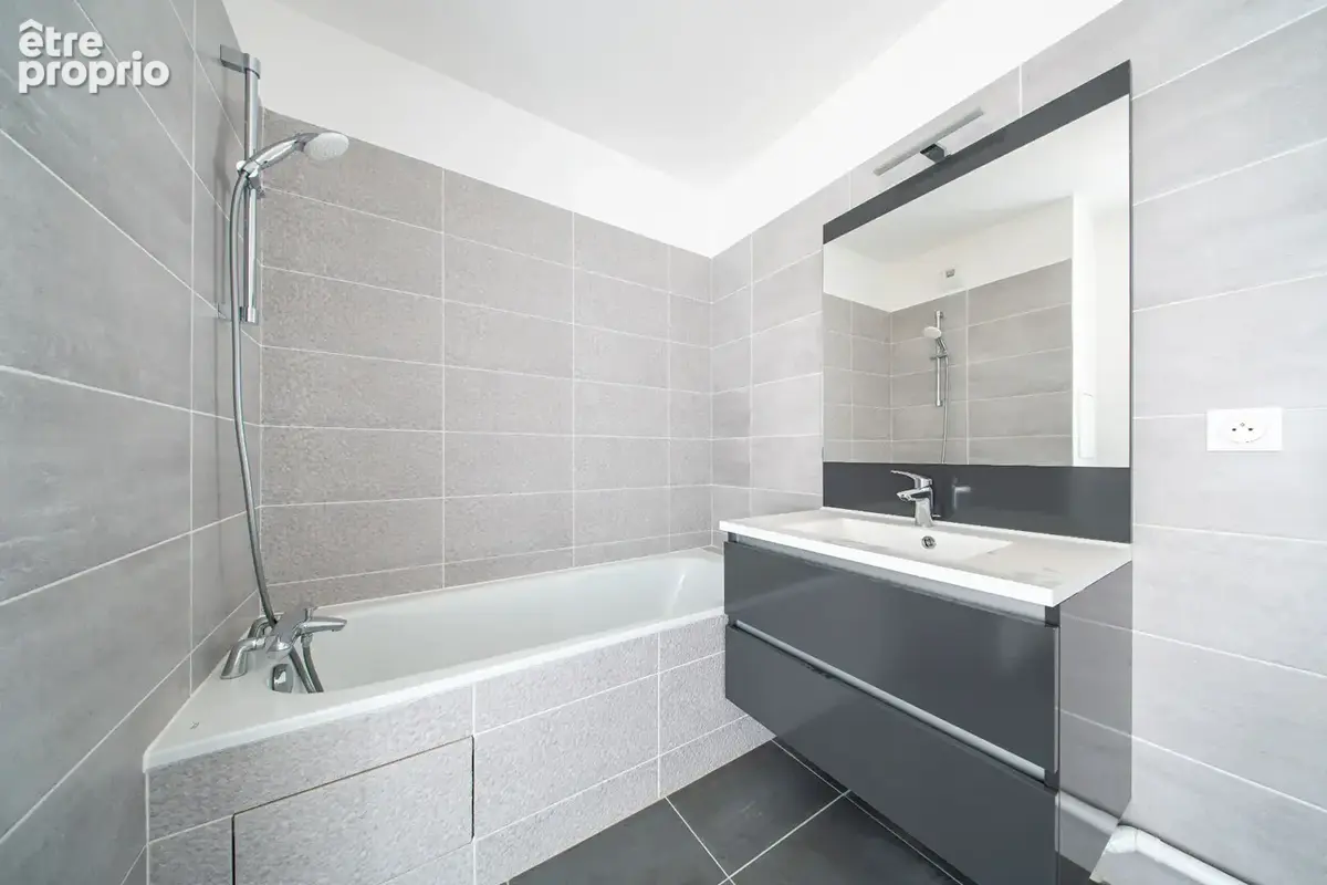 3 pieces  en dernier etage terrasse residence de standing - photo 7