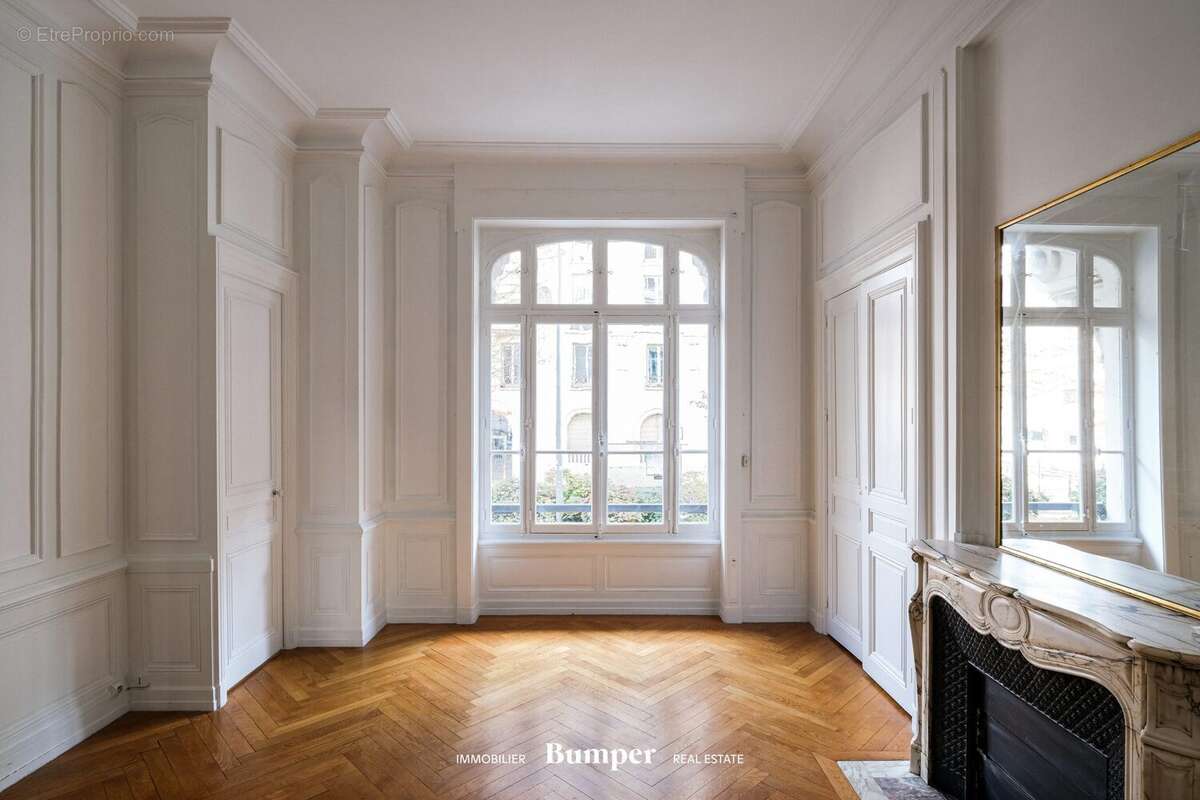 Appartement à LYON-6E